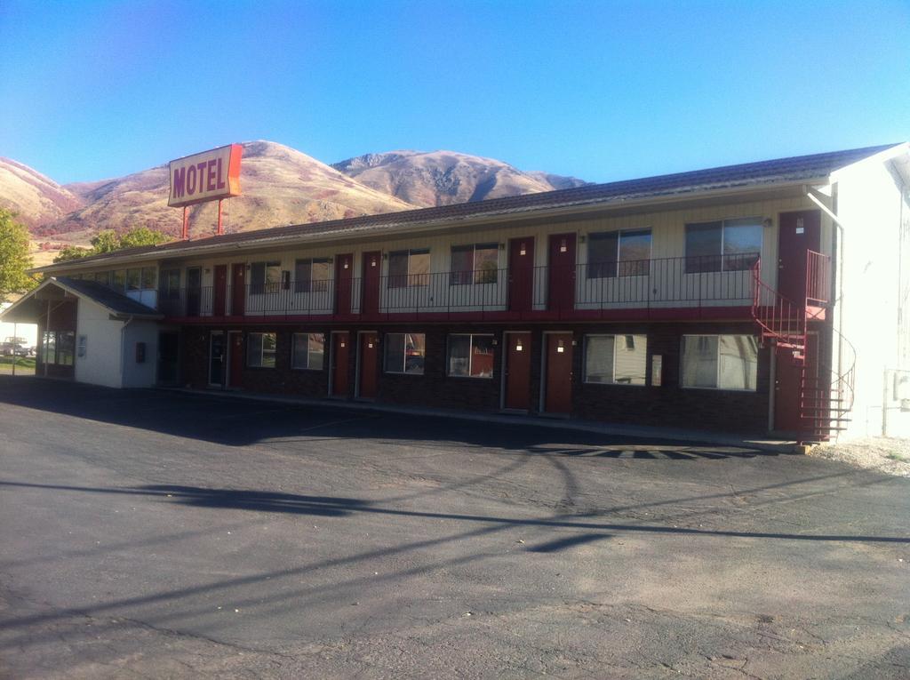 Galaxie Motel Brigham City Kültér fotó